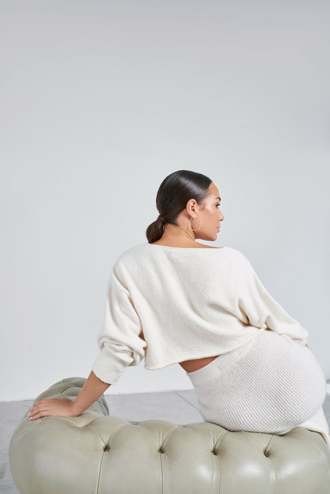 Crop Sweater with Boat Neck Tenné
