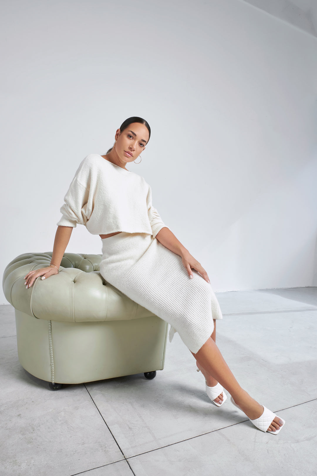 Crop Sweater with Boat Neck Tenné
