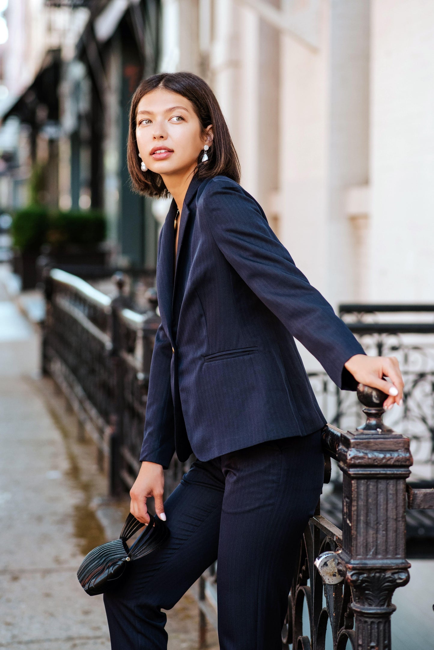 Navy Peak-Lapels Single-Breasted Blazer Le Réussi