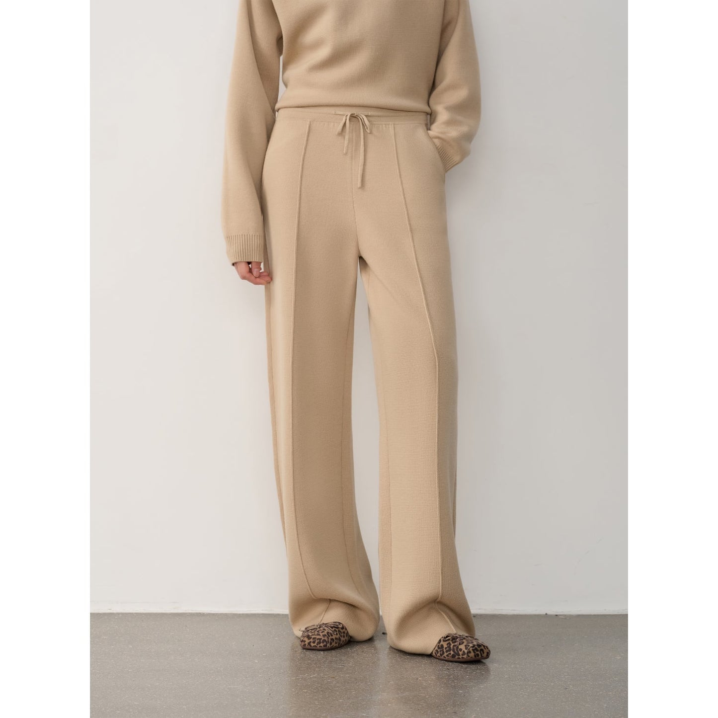 Wool Knit Hooded Set “Urban One” Firelady Fur
