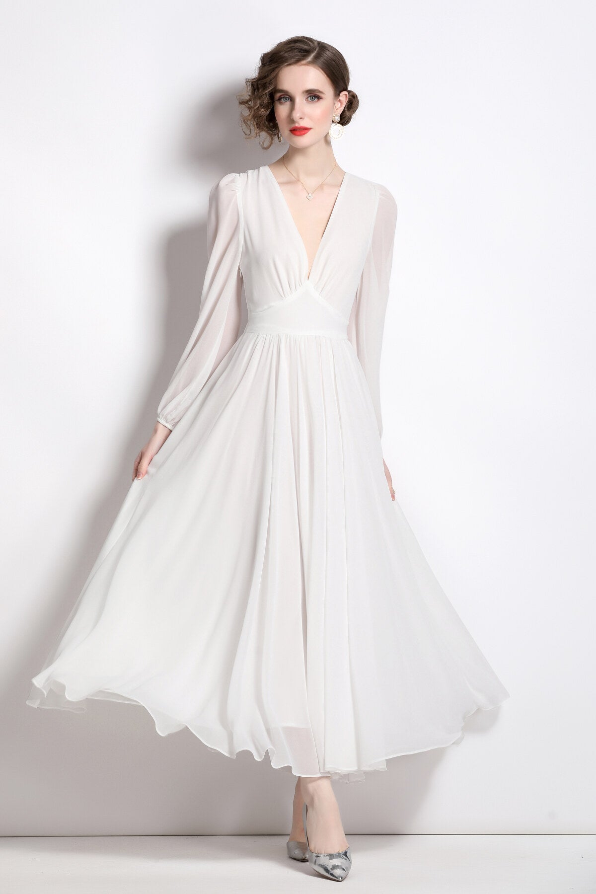 Dreamy White V-Neck Maxi Dress DZA