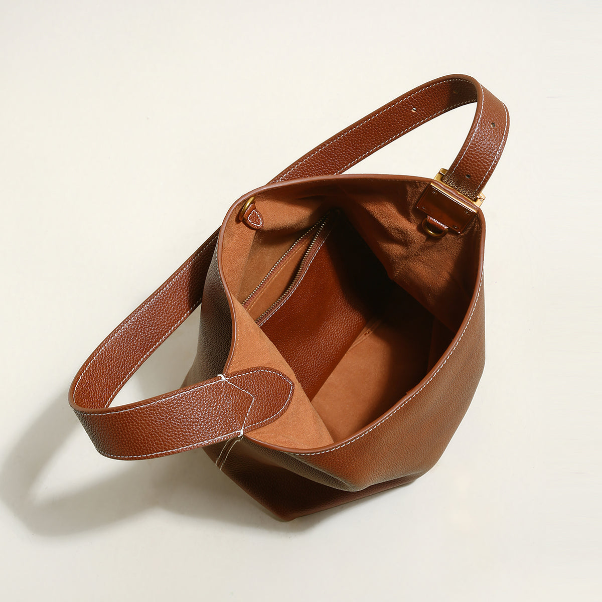 Essential Leather Bucket Bag Cilela