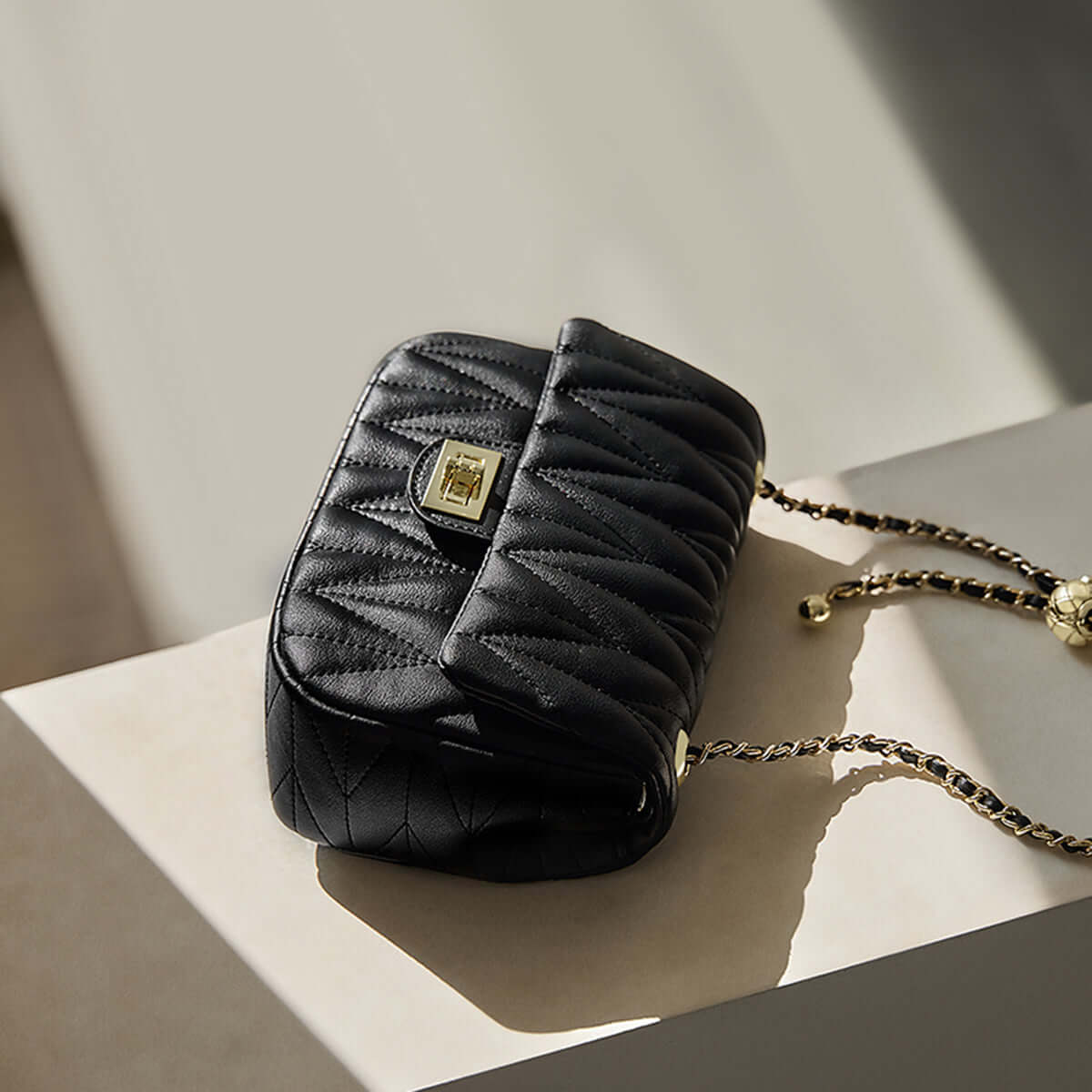 Penthouse Black Quilted Shoulder Bag Nalandu
