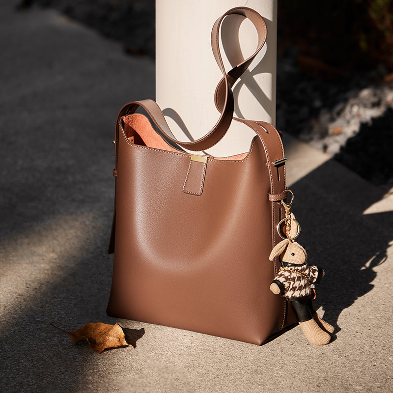 Rabbit Charm Leather Work Tote Bag Nalandu