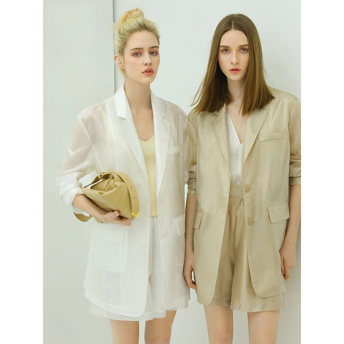 Beige Single-Breasted Long Blazer Cocobella