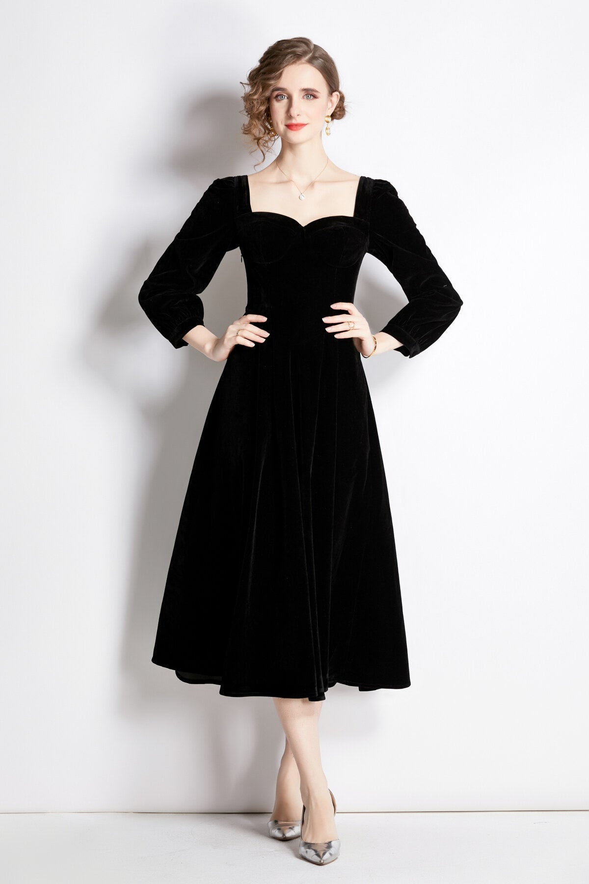 Vintage Velvet Sweetheart Dress DZA