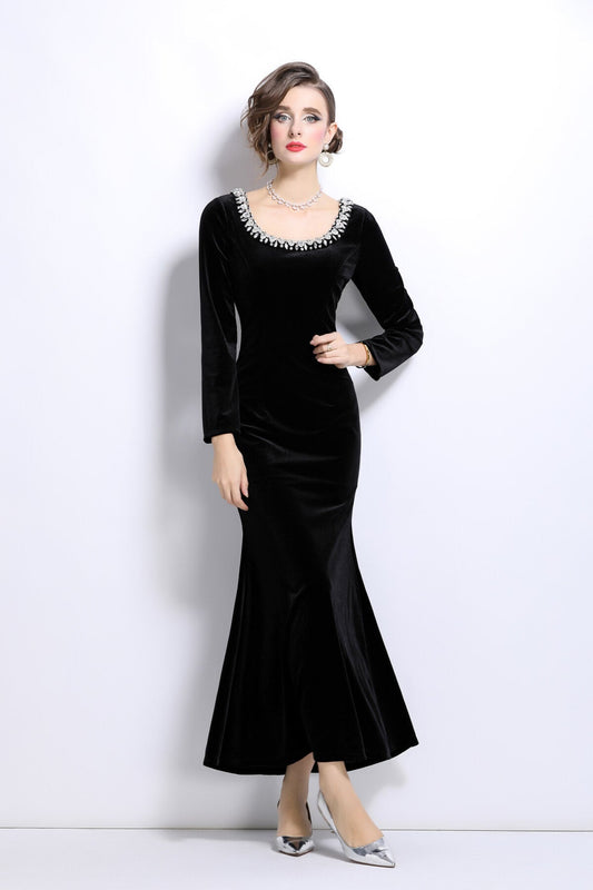 Black Velvet Vintage Fishtail Dress DZA
