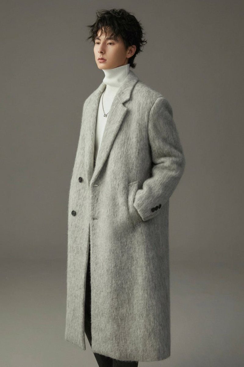 „Château d'eau“ Schwerer Waterwave - Mantel aus Schurwolle | Langschrittiger, wattierter Herrenmantel - Giovanni Battaglia