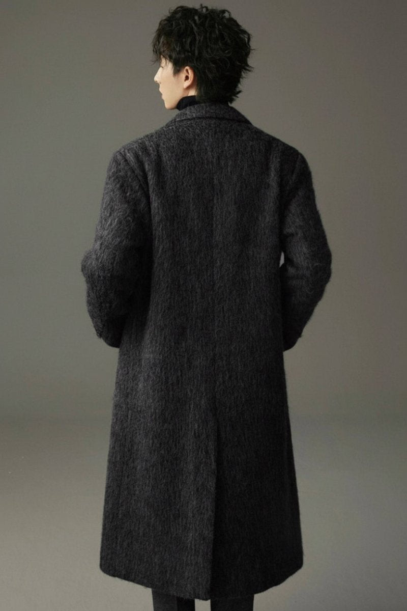 „Château d'eau“ Schwerer Waterwave - Mantel aus Schurwolle | Langschrittiger, wattierter Herrenmantel - Giovanni Battaglia