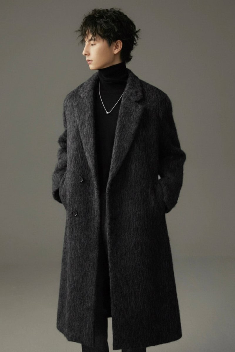 „Château d'eau“ Schwerer Waterwave - Mantel aus Schurwolle | Langschrittiger, wattierter Herrenmantel - Giovanni Battaglia