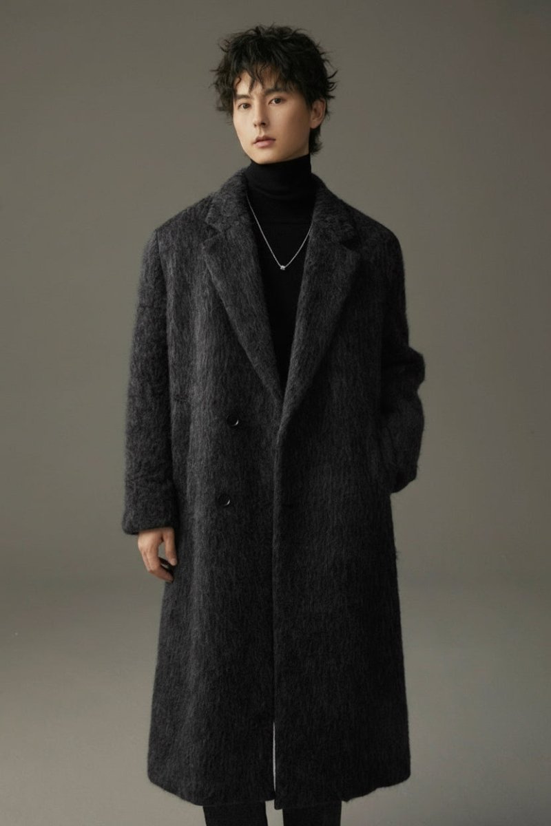 „Château d'eau“ Schwerer Waterwave - Mantel aus Schurwolle | Langschrittiger, wattierter Herrenmantel - Giovanni Battaglia