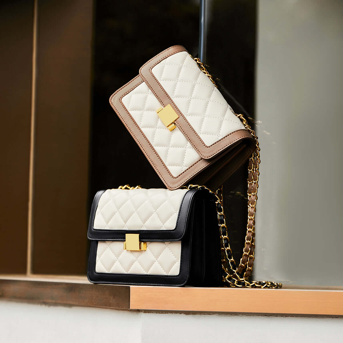 „Milano“ – Schrägträger - Kettentasche | Couture - Design - Giovanni Battaglia