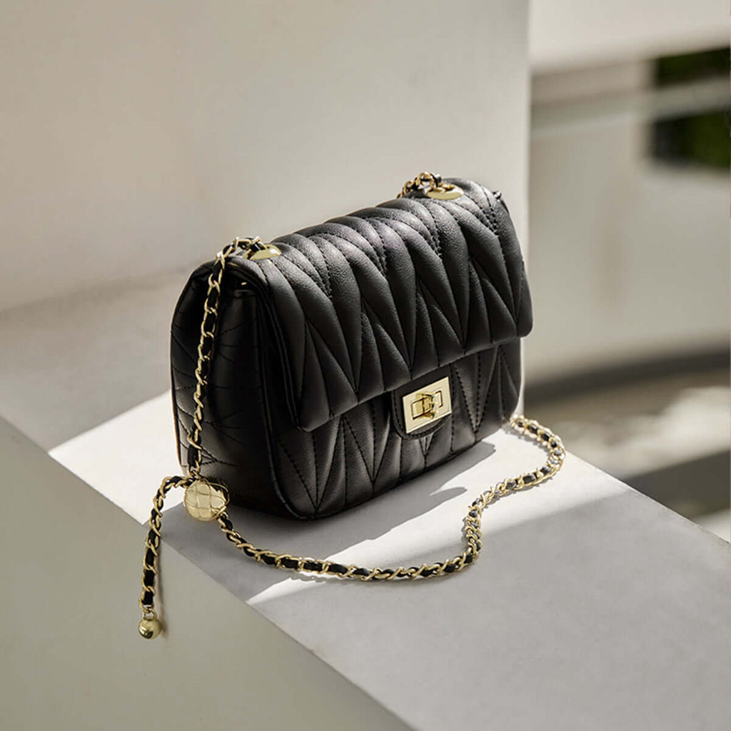 Penthouse Schwarze gesteppte Umhängetasche - Giovanni Battaglia