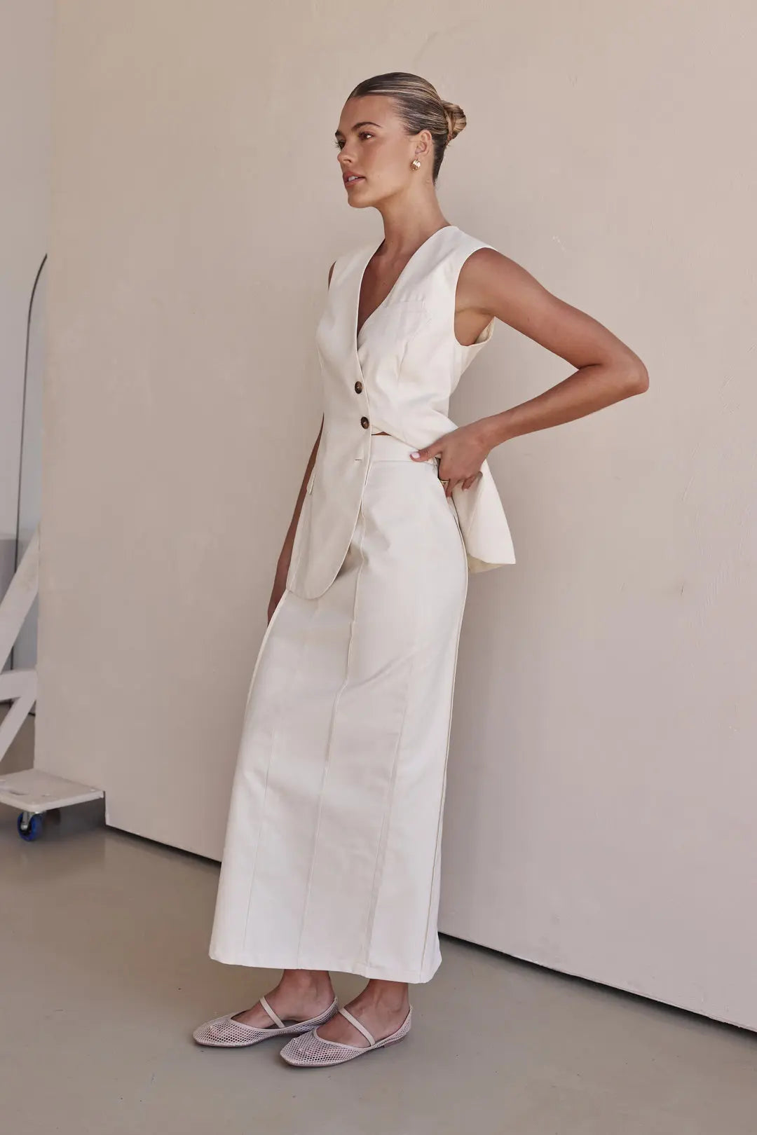 Linen Vest for Women Breathe by November 28