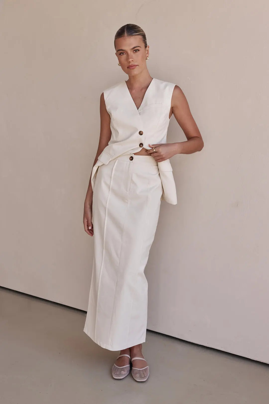 Linen Vest for Women Breathe by November 28