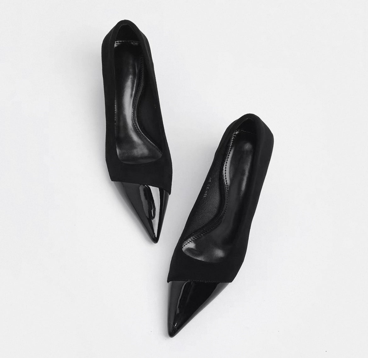 Spitze Pumps Glossy - Giovanni Battaglia