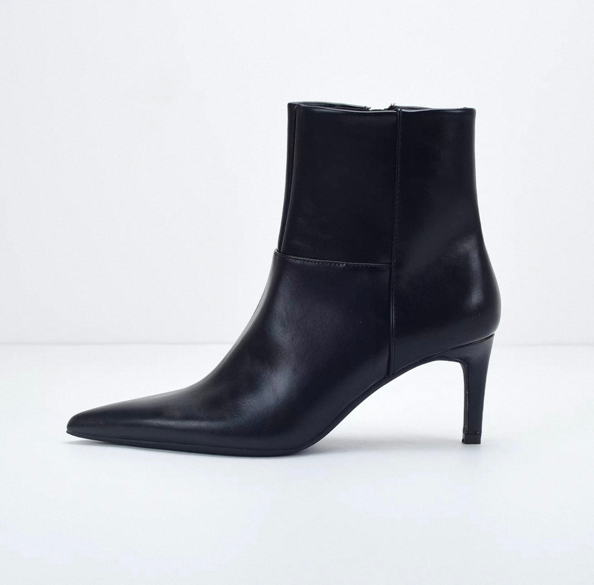 Spitzendesign - Stiefelette | mit Seitlichem Reißverschluss - Giovanni Battaglia