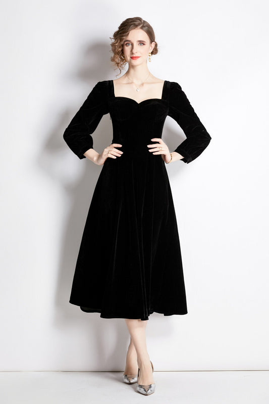 Vintage Velvet Sweetheart Dress DZA