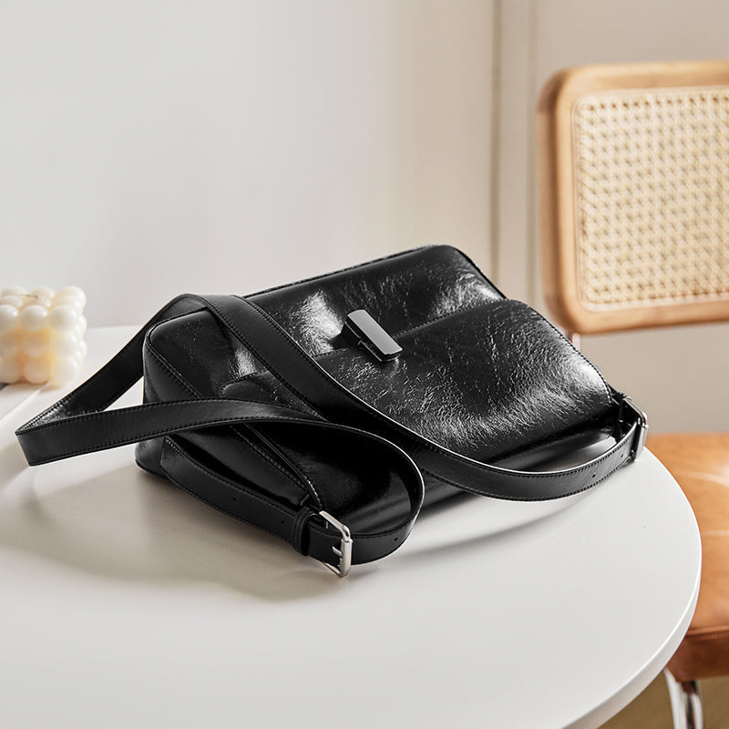 Calf Leather Crossbody Bag Nalandu