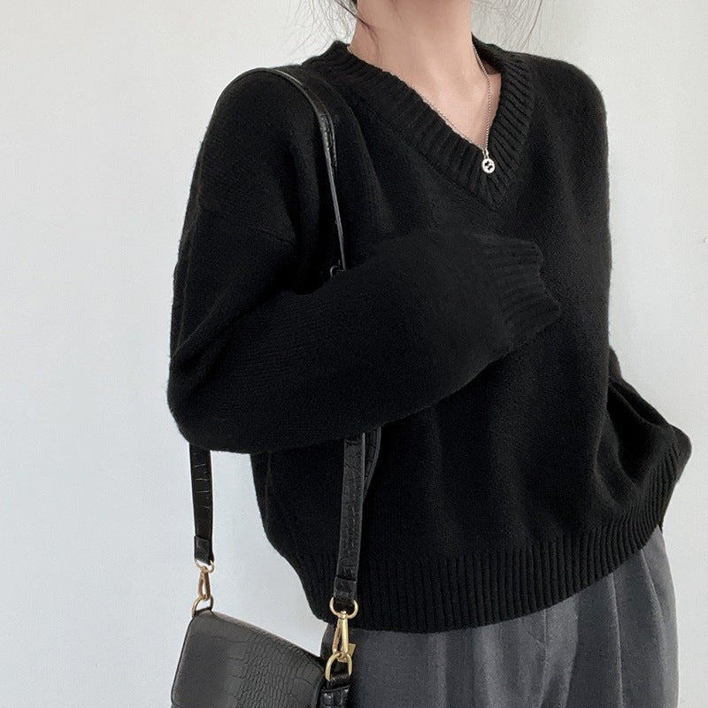 Women's V - Neck Sweater - Giovanni Battaglia